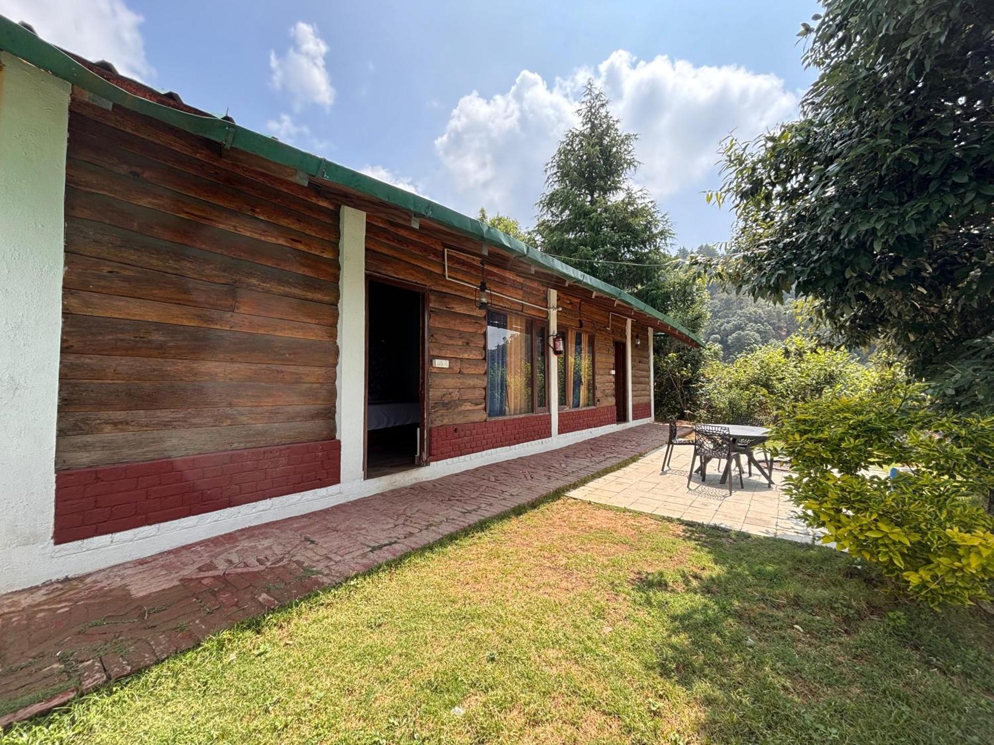 Pragati Resort & Restaurant- Eden Of Kumaon Bhowali Екстериор снимка
