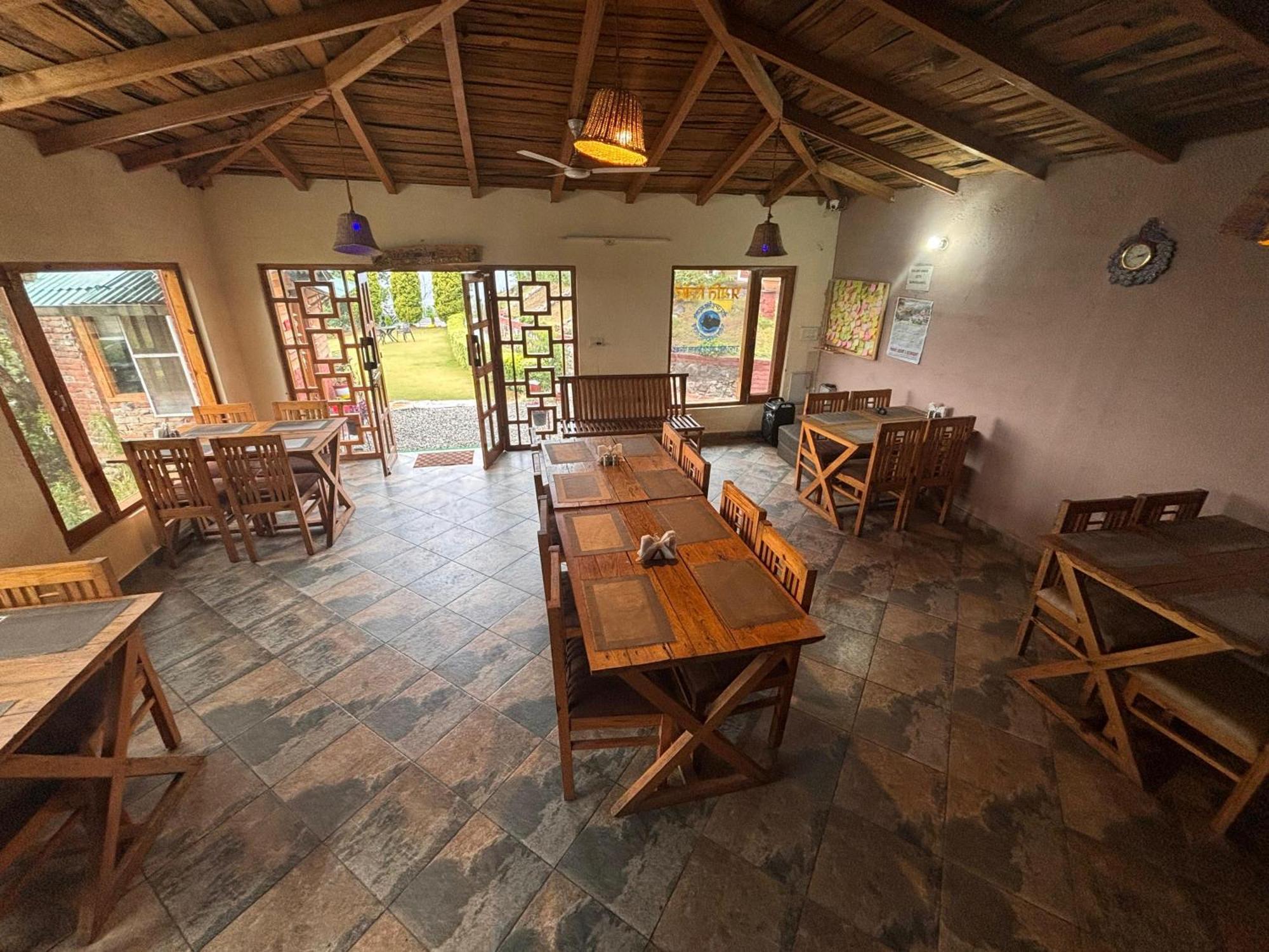 Pragati Resort & Restaurant- Eden Of Kumaon Bhowali Екстериор снимка