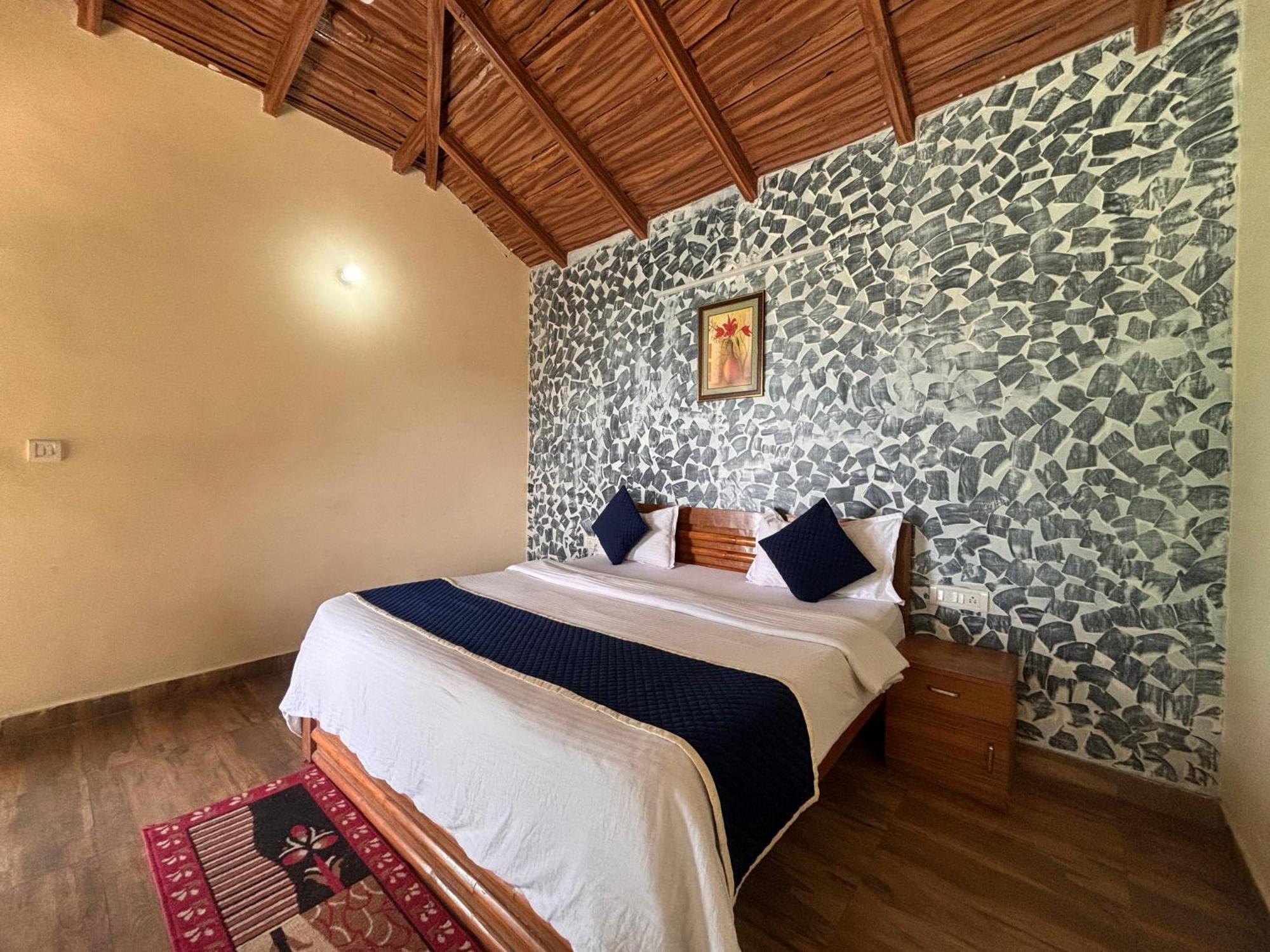Pragati Resort & Restaurant- Eden Of Kumaon Bhowali Екстериор снимка