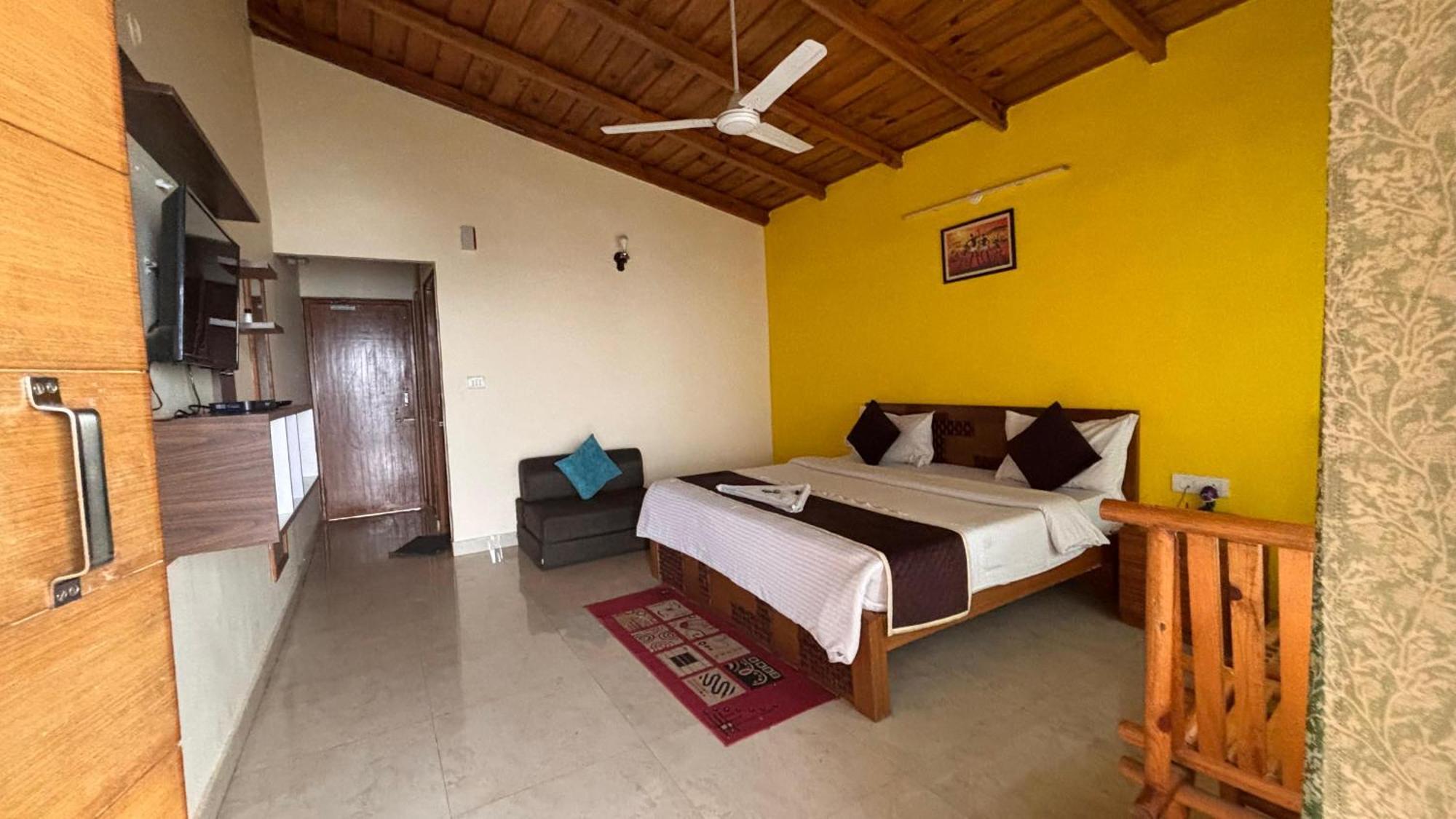 Pragati Resort & Restaurant- Eden Of Kumaon Bhowali Екстериор снимка